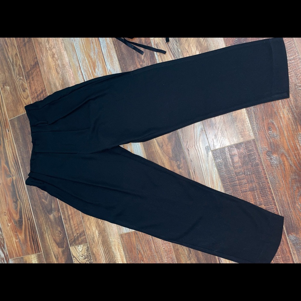 Cute Forever 21 black pants